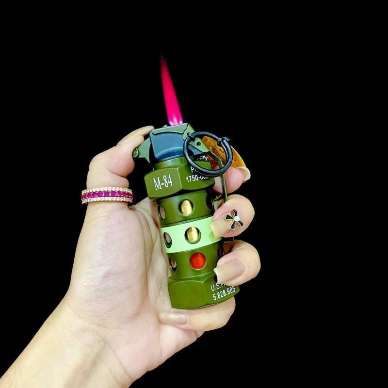 Bật lửa hình trái lựu đạn M-84 màu xanh