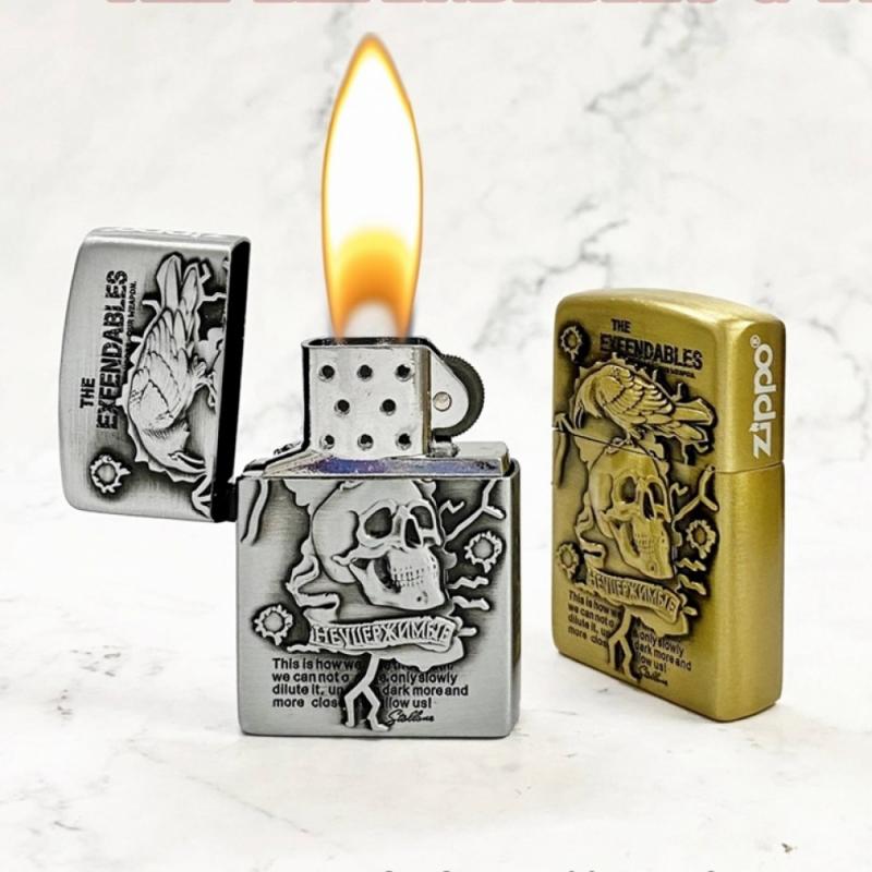 Bật lửa Zippo hình đầu lâu xài gas